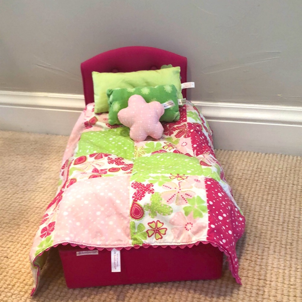 Retired American girl doll bloom bed
